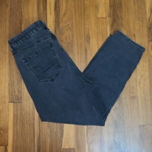 American Eagle Curvy Mom Jeans